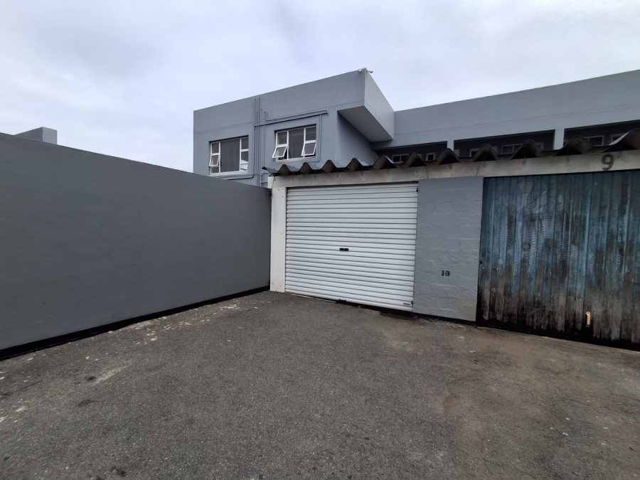 2 Bedroom Property for Sale in Quigney Eastern Cape